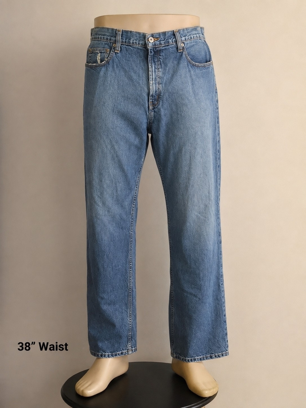 AXIST Straight Leg Blue Denim Jeans Mens Size 38x32 Length 44​ Pre-owned.